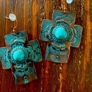 Awesome Southwest style, Turquoise color cross earrings